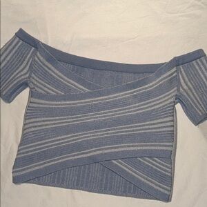 Aerie Small NWOT Reversible Off-Shoulder Cropped Blue Striped Sweater
